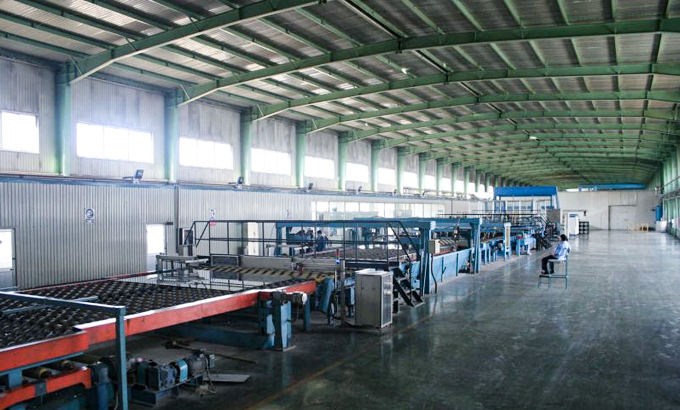 The float production line uses the cold end cutting line in Gretzbach, Germany